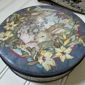 Vintage Floral Rabbit Collectible Tin